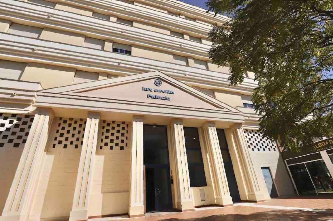 Precioso Estudio Con Parking Siviglia